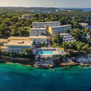 Splendid *** Pula