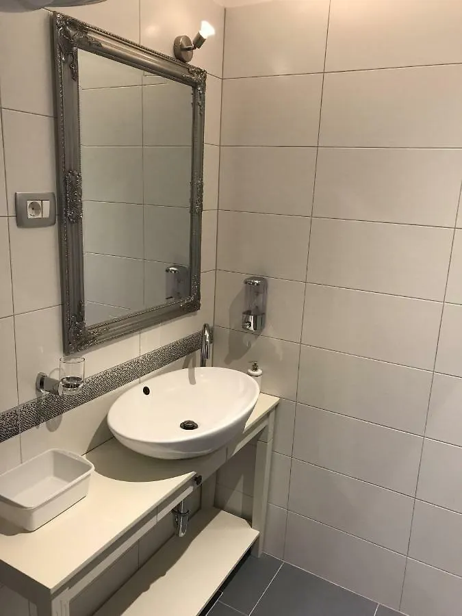 Pula Antic Rooms In Center (Adults Only)